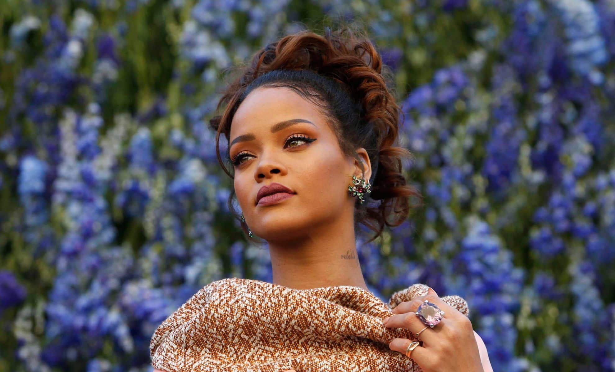 Rihanna Svela Finalmente Il Mistero Il Nome Del Bebè!